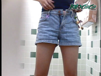 ショーパン穿いてる脚はキレイです