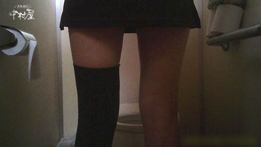 ニーハイに見えるサポーターが萌えます