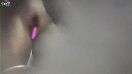 マンコがカメラを向いてます