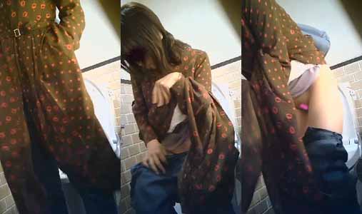 パイパン女子のトイレ1