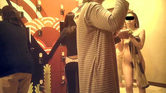 通りすがりの女子のおっぱいが小さくてヨシ