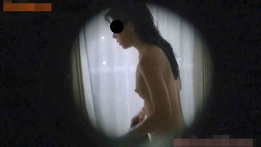 おっぱい小さい女子