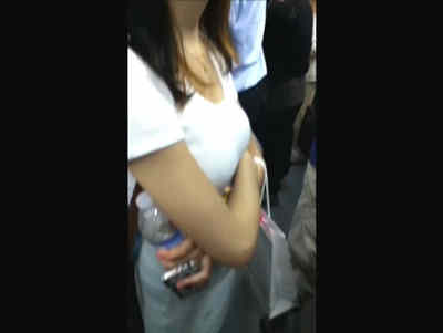 盗撮する女子の顔撮りから