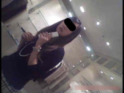 キレイな店員さんの顔撮り