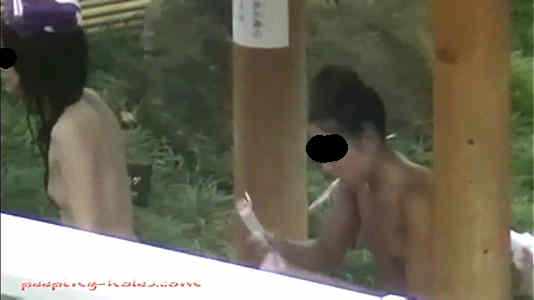 二人の小さいおっぱい萌え~です